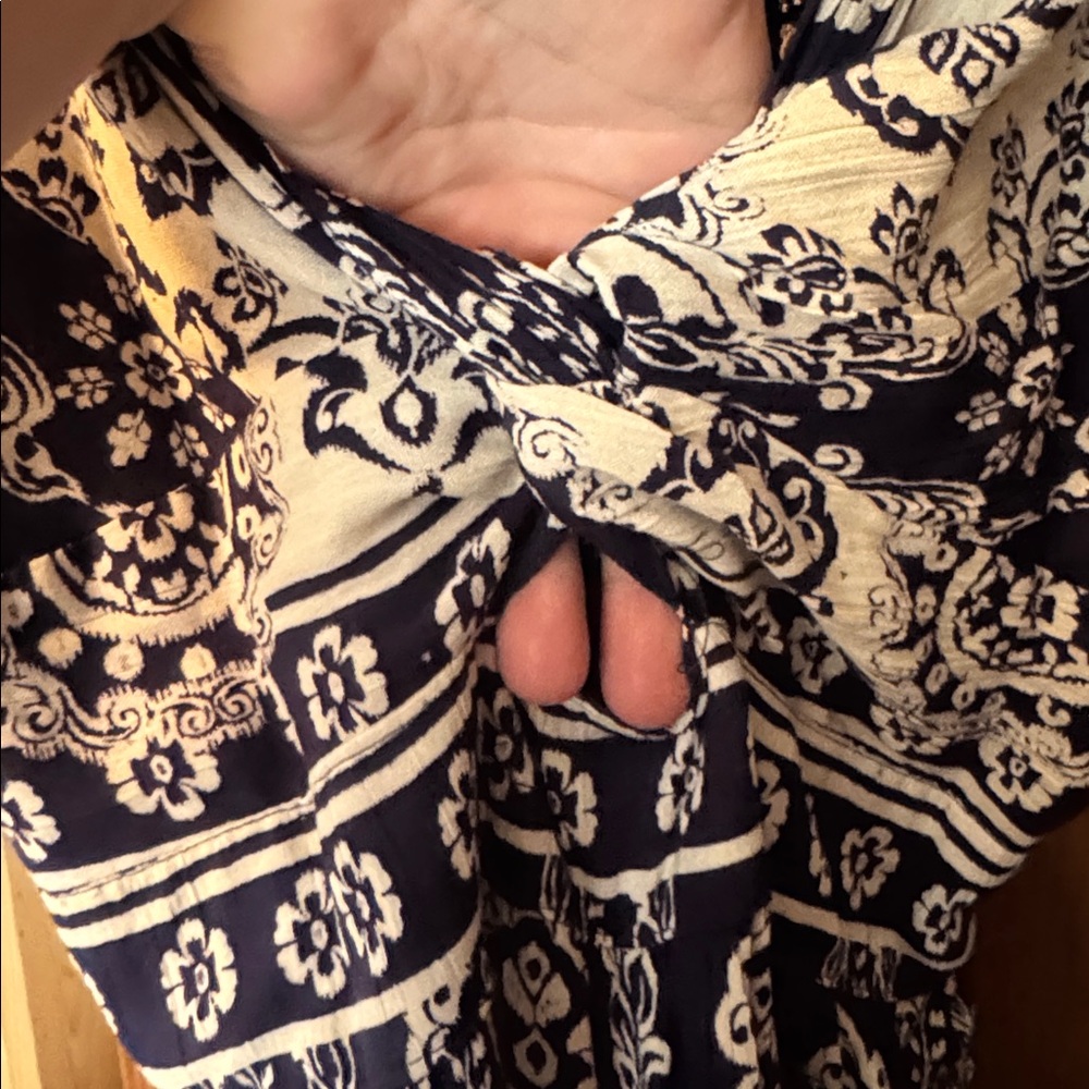 Jumpsuit - Picture 4 of 5
